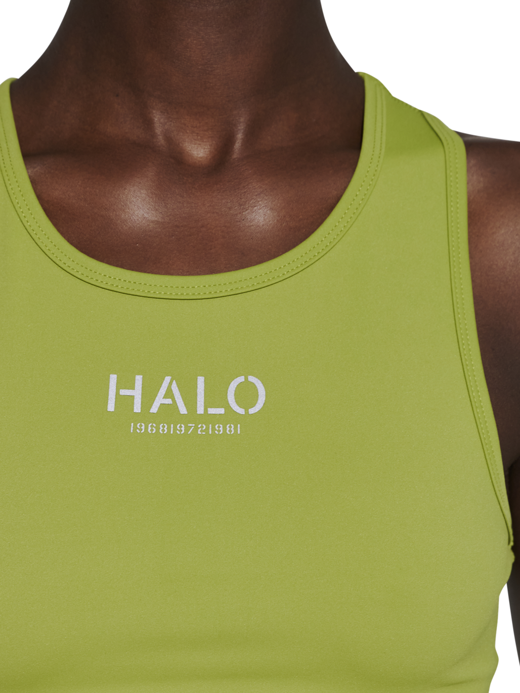HALO WOMEN TRAINING TOP, TURTLE GREEN, model