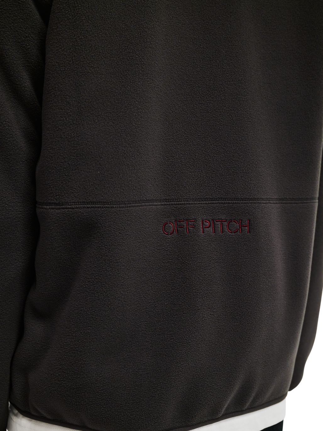 HALO DBU PANELED FLEECE JACKET, RAVEN, model