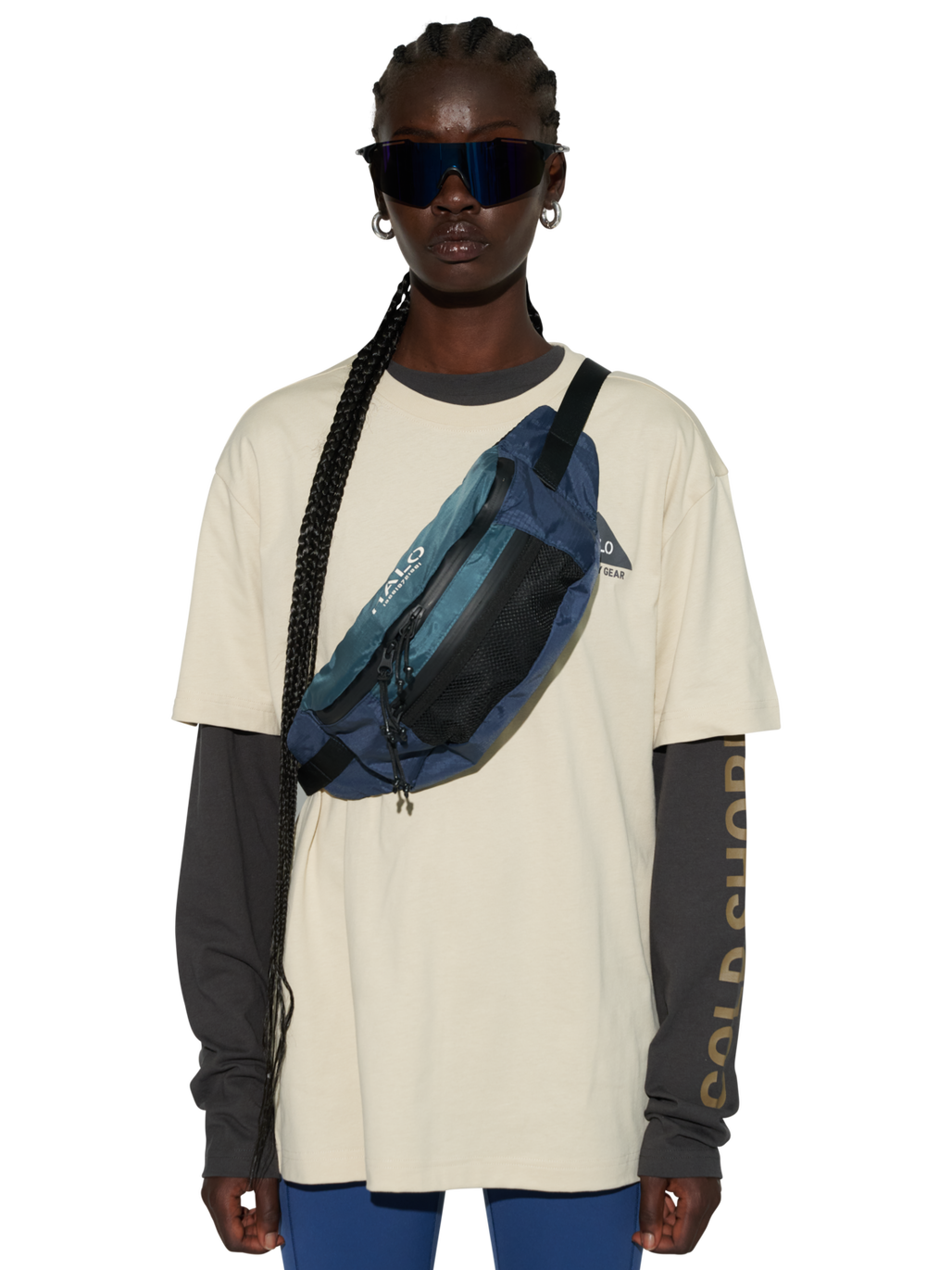 HALO CROSSBODY BAG, BLUE NIGHTS, model