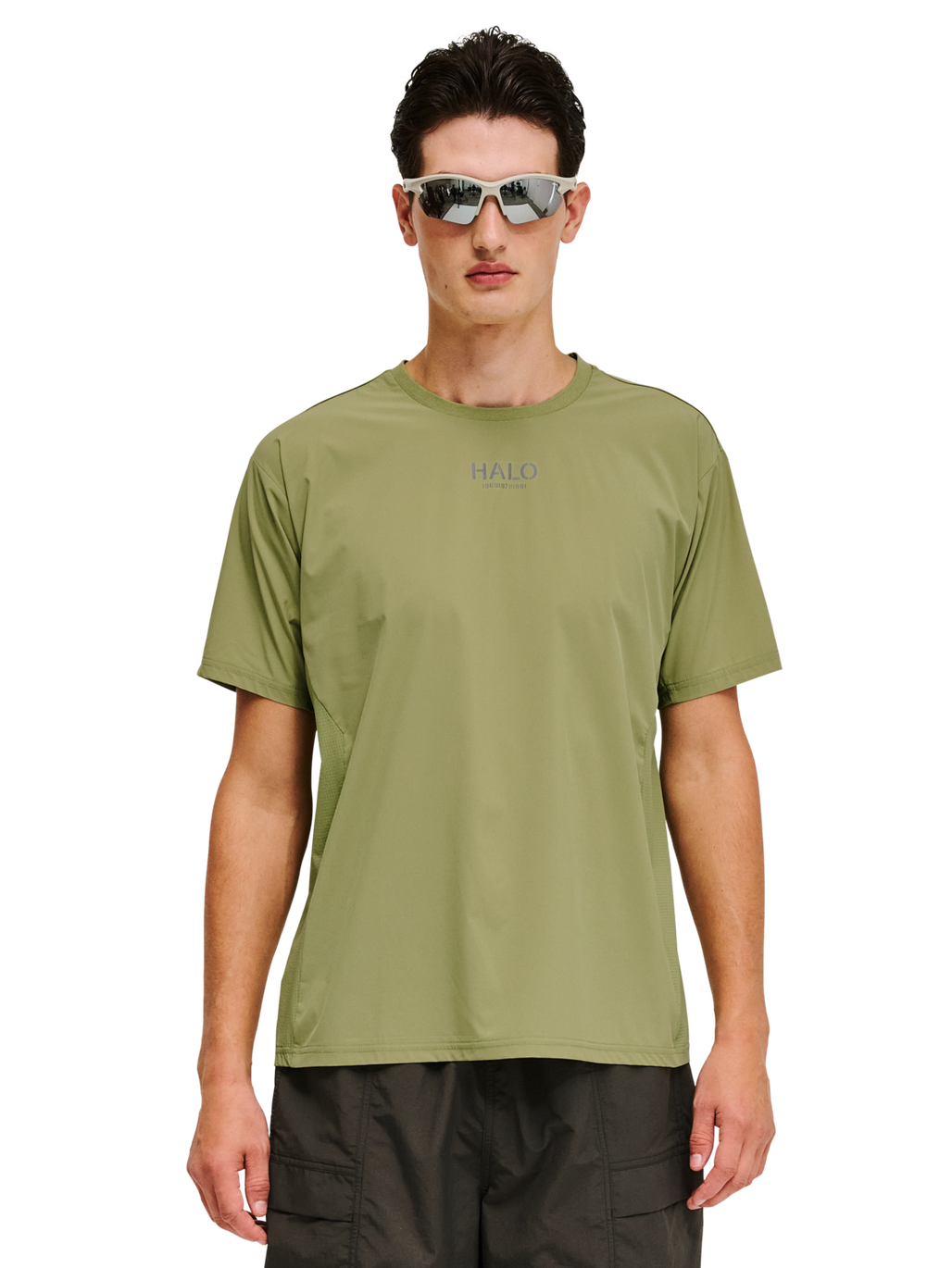 HALO SCOUT SS T-SHIRT, CEDAR, model