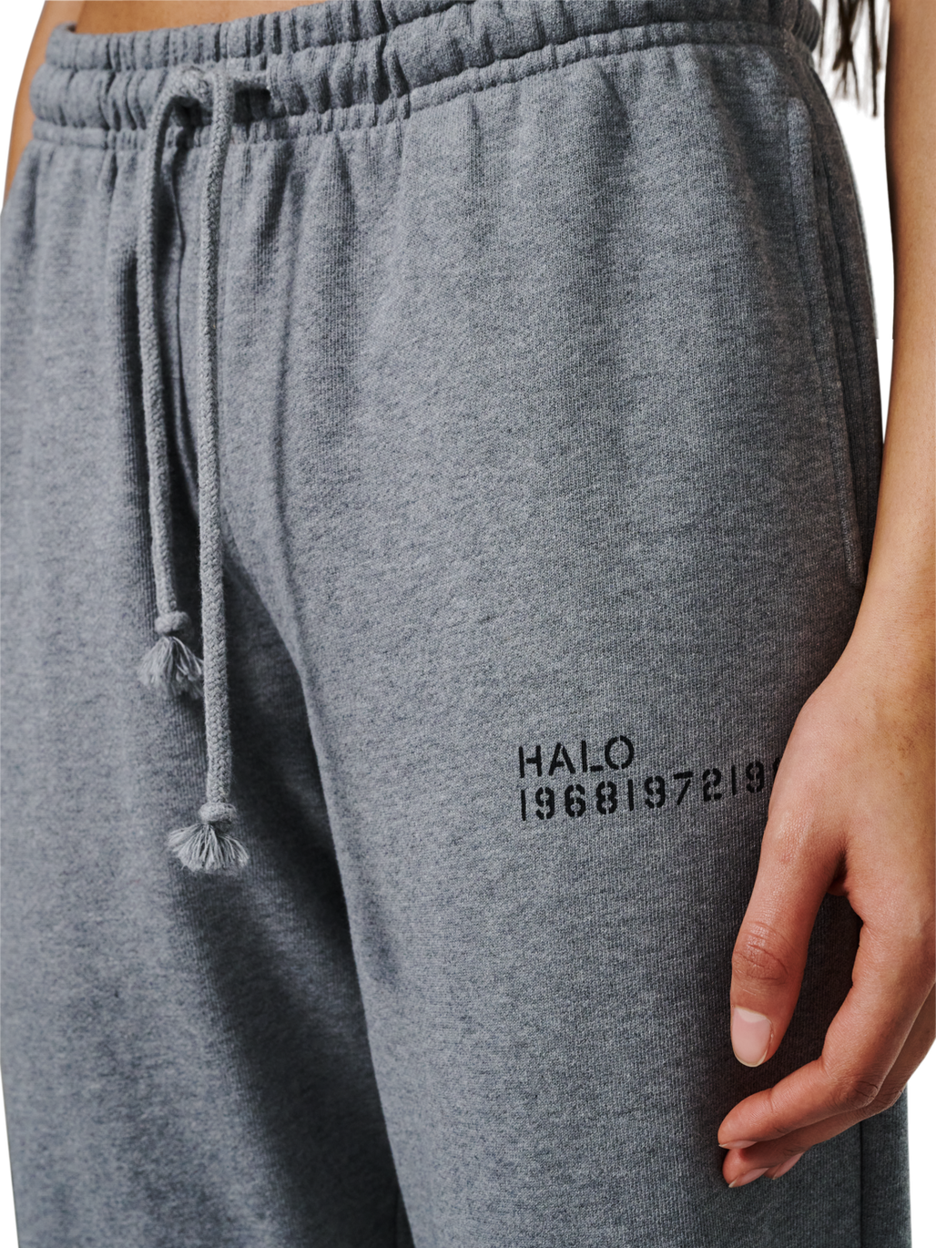 HALO ESSENTIAL SWEATPANTS, GREY MELANGE, model