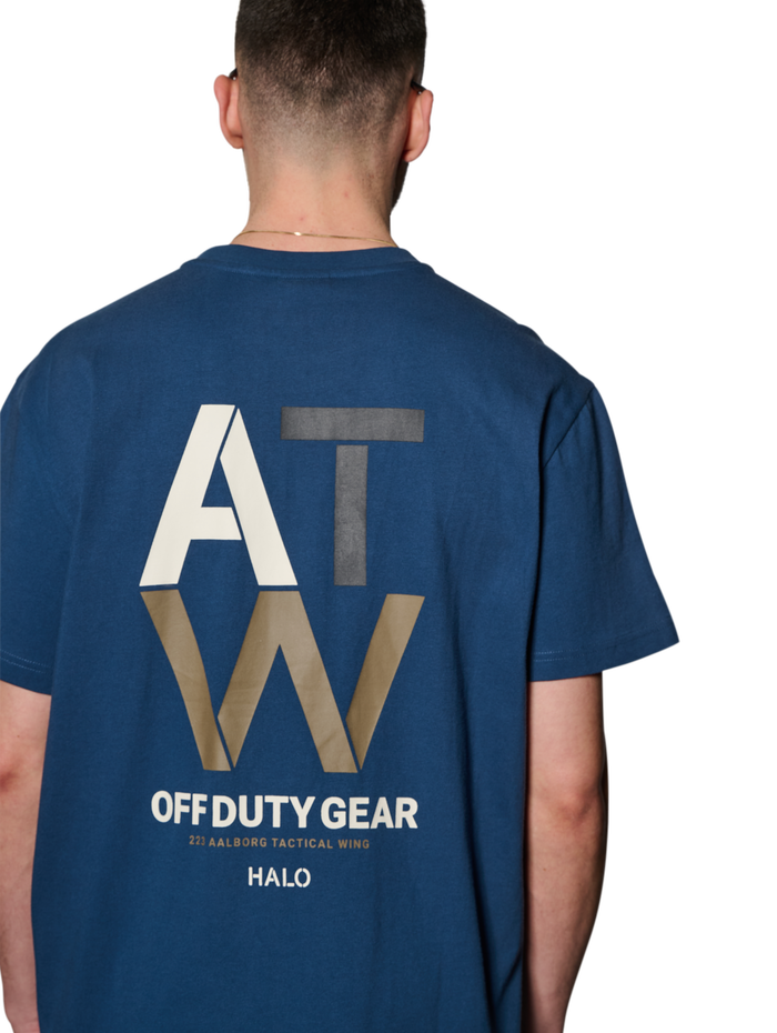 HALO DUTY T-SHIRT, SARGASSO SEA, model