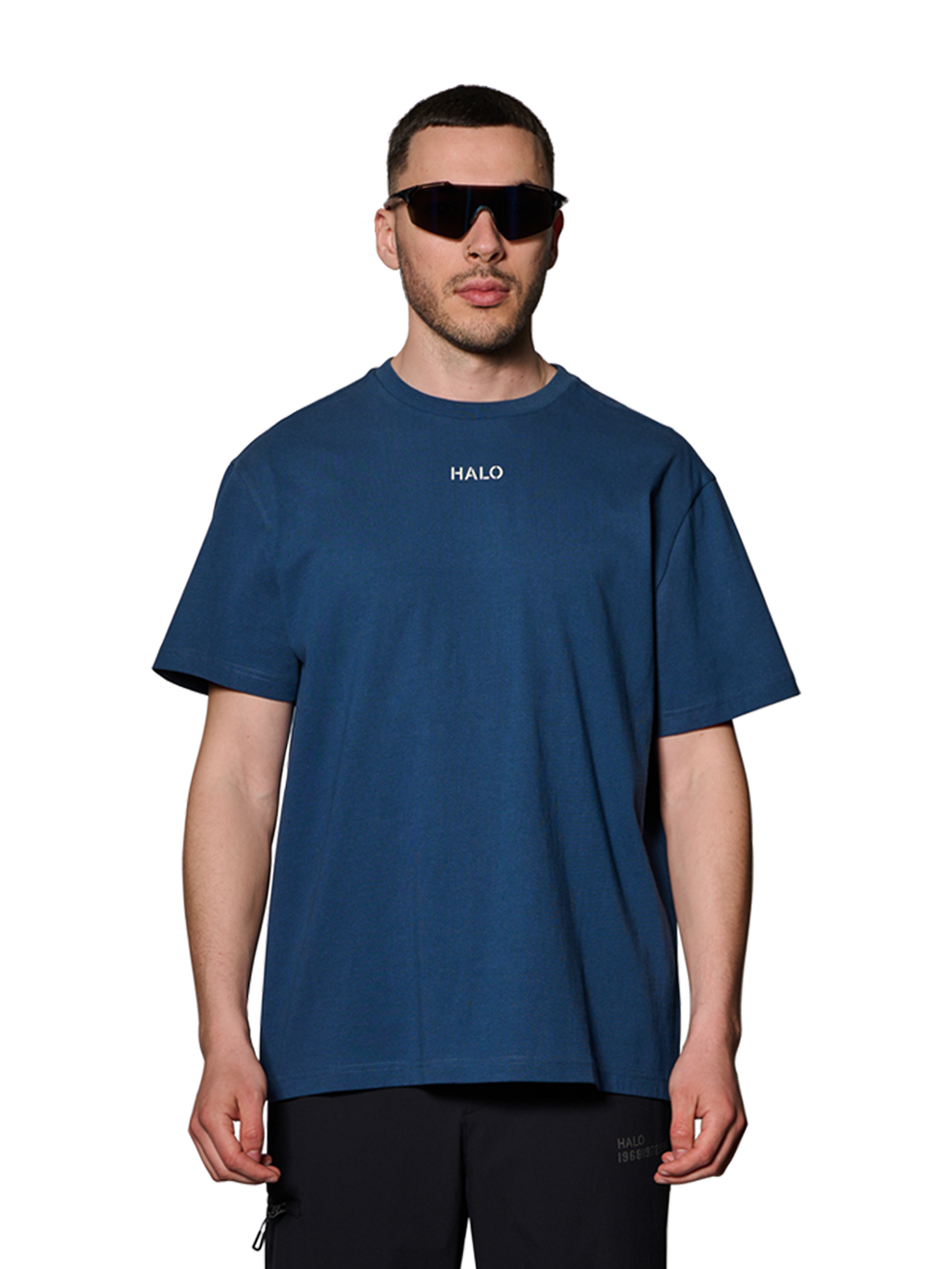 HALO DUTY T-SHIRT, SARGASSO SEA, model