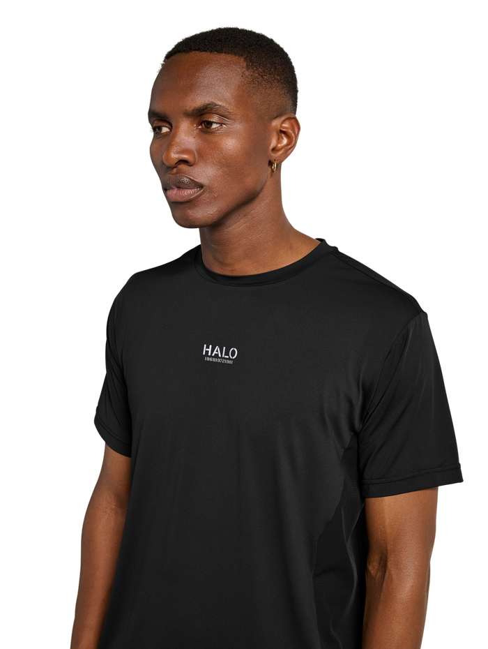 HALO SCOUT SS T-SHIRT, BLACK, model