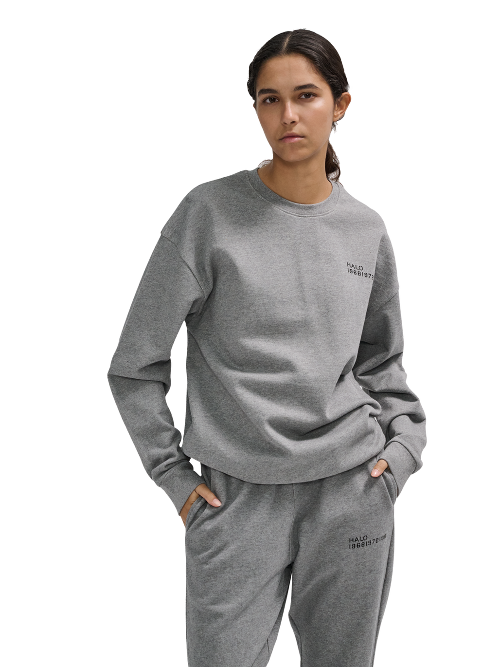 HALO ESSENTIAL CREW, GREY MELANGE, model