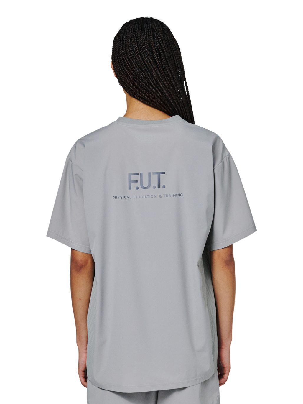 HALO SCOUT SS T-SHIRT, GRIFFIN, model