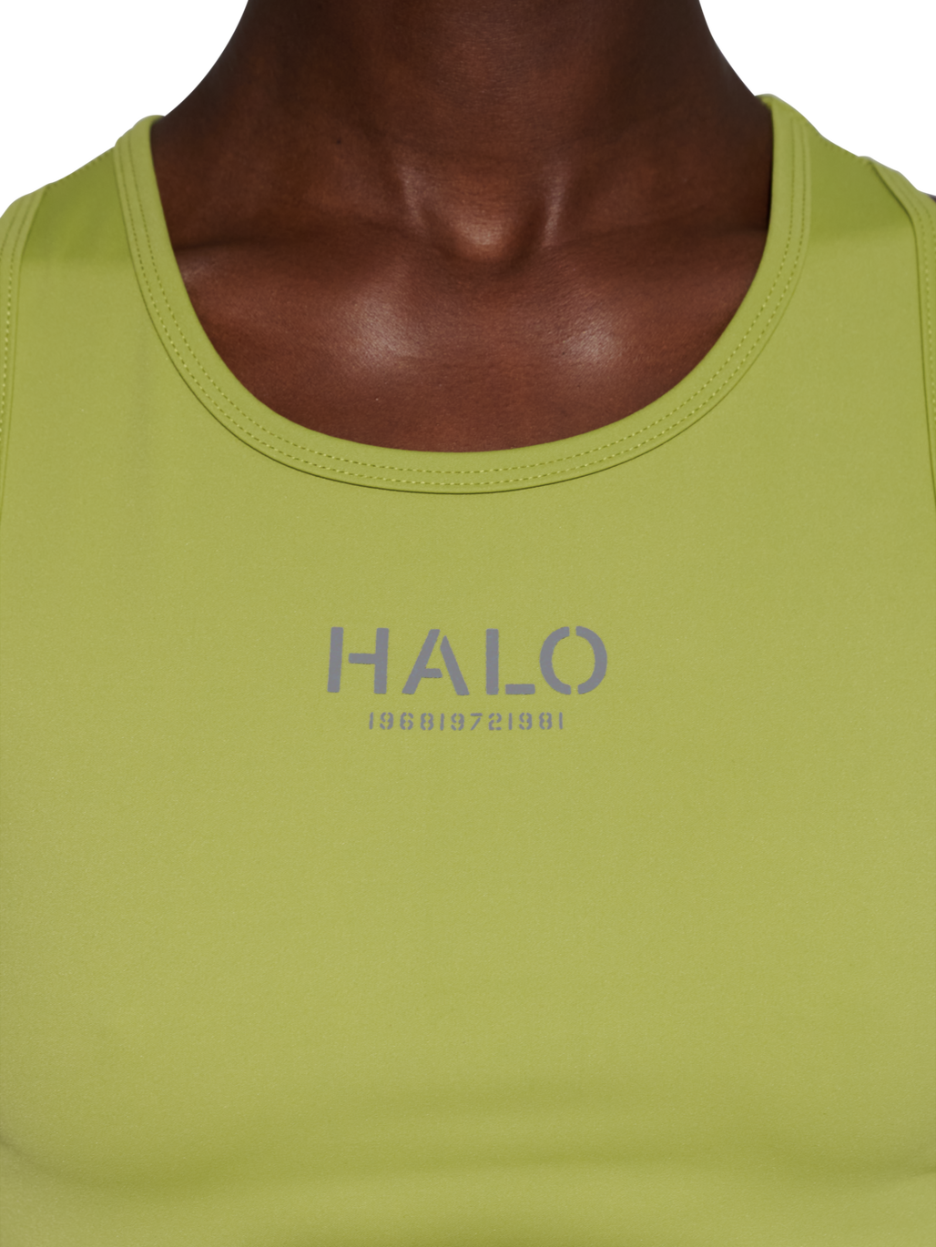 HALO WOMEN TRAINING TOP, TURTLE GREEN, model
