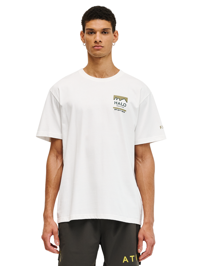 HALO GRAPHIC T-SHIRT, MARSHMALLOW/BOTANICALGARDEN/BG, model