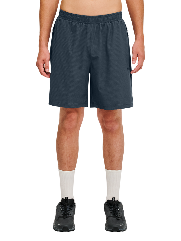 HALO APEX SHORTS, DARK SLATE, model