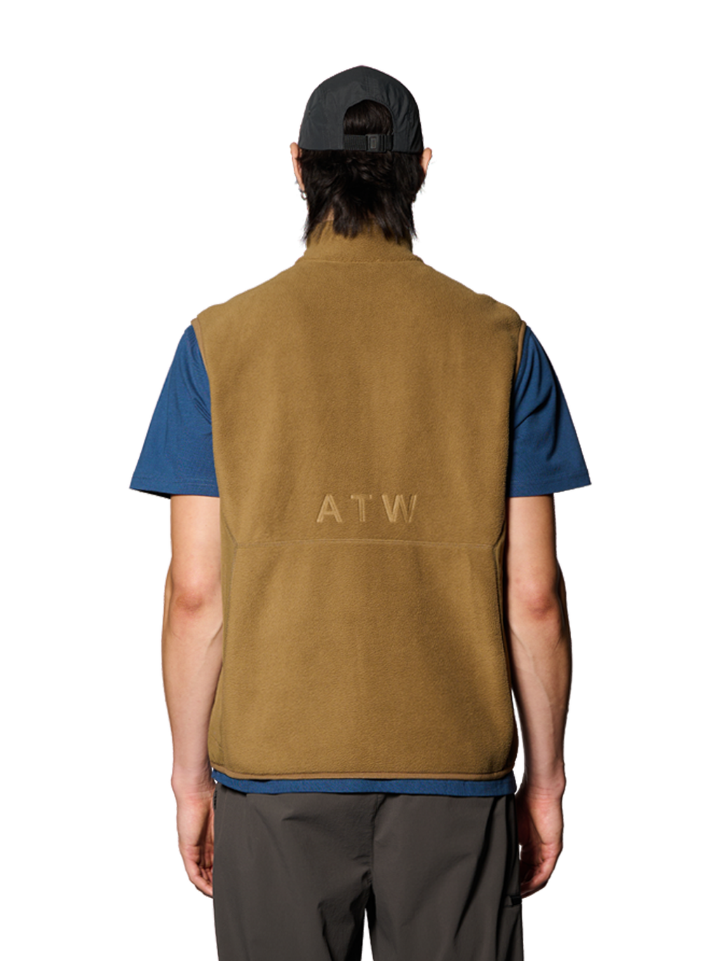 HALO ATW TEDDY FLEECE VEST, KANGAROO, model