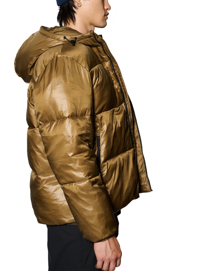 HALO TROOPER DOWN  JACKET, KANGAROO, model