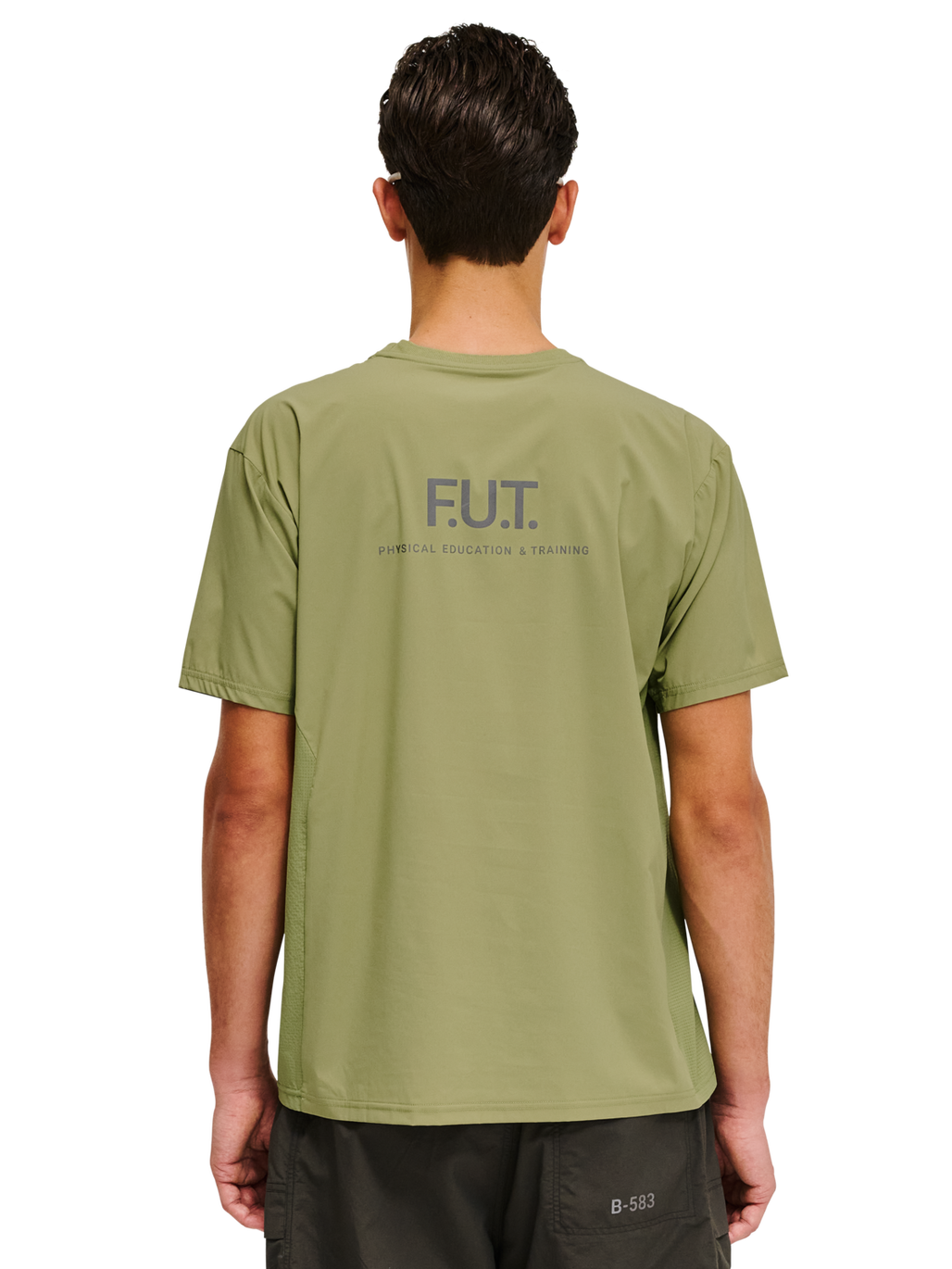 HALO SCOUT SS T-SHIRT, CEDAR, model