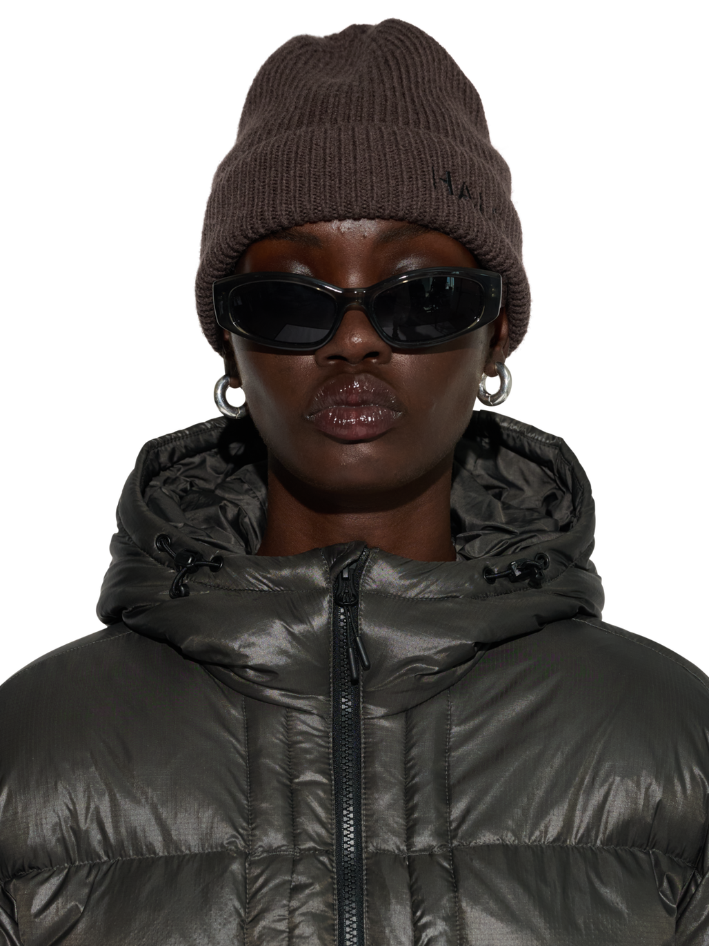 HALO WOOL MIX BEANIE, BRACKEN, model