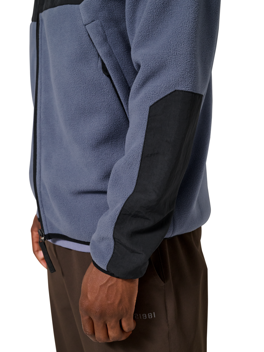 HALO BLOCKED ZIP FLEECE, GRISAILLE, model