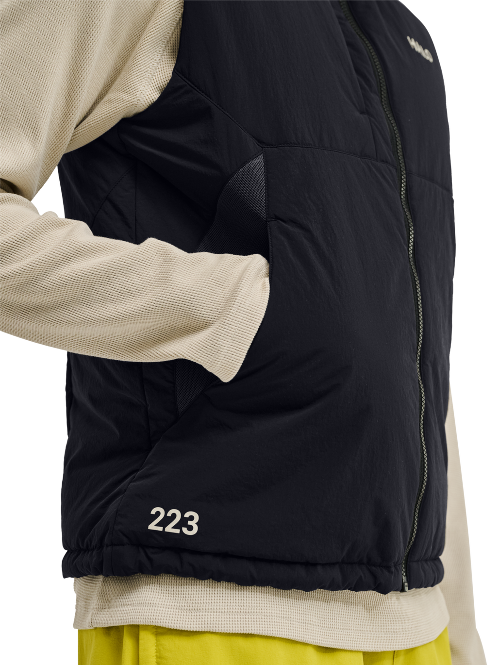 HALO AVIATION VEST, BLACK, model