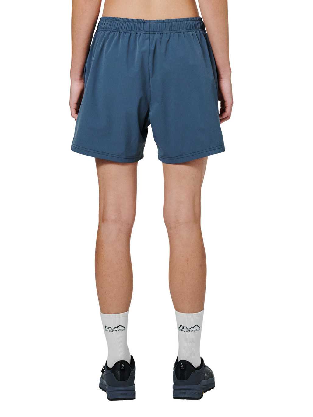 HALO SHORTS, DARK SLATE, model