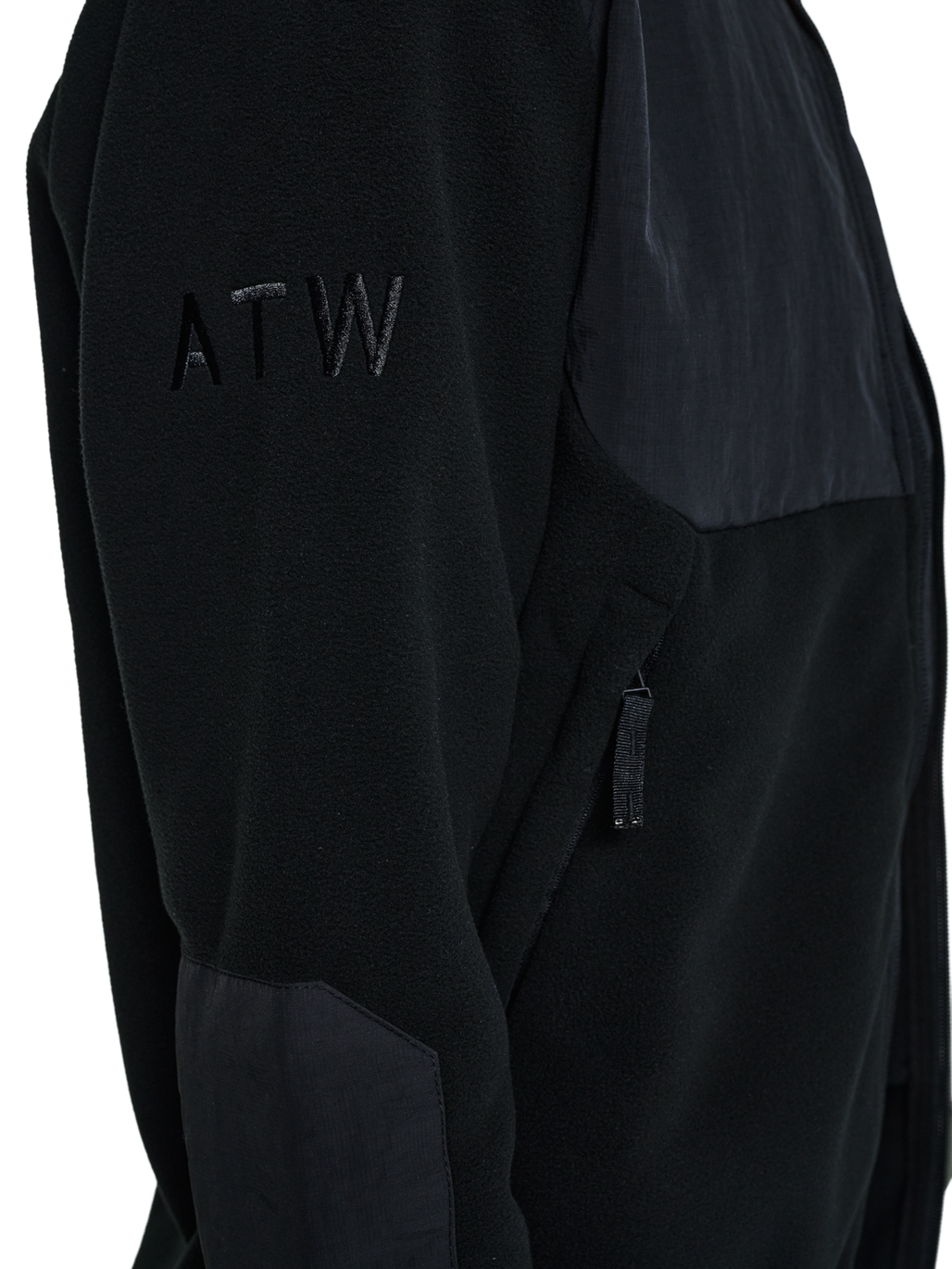 HALO BLOCKED ZIP FLEECE, BLACK, model