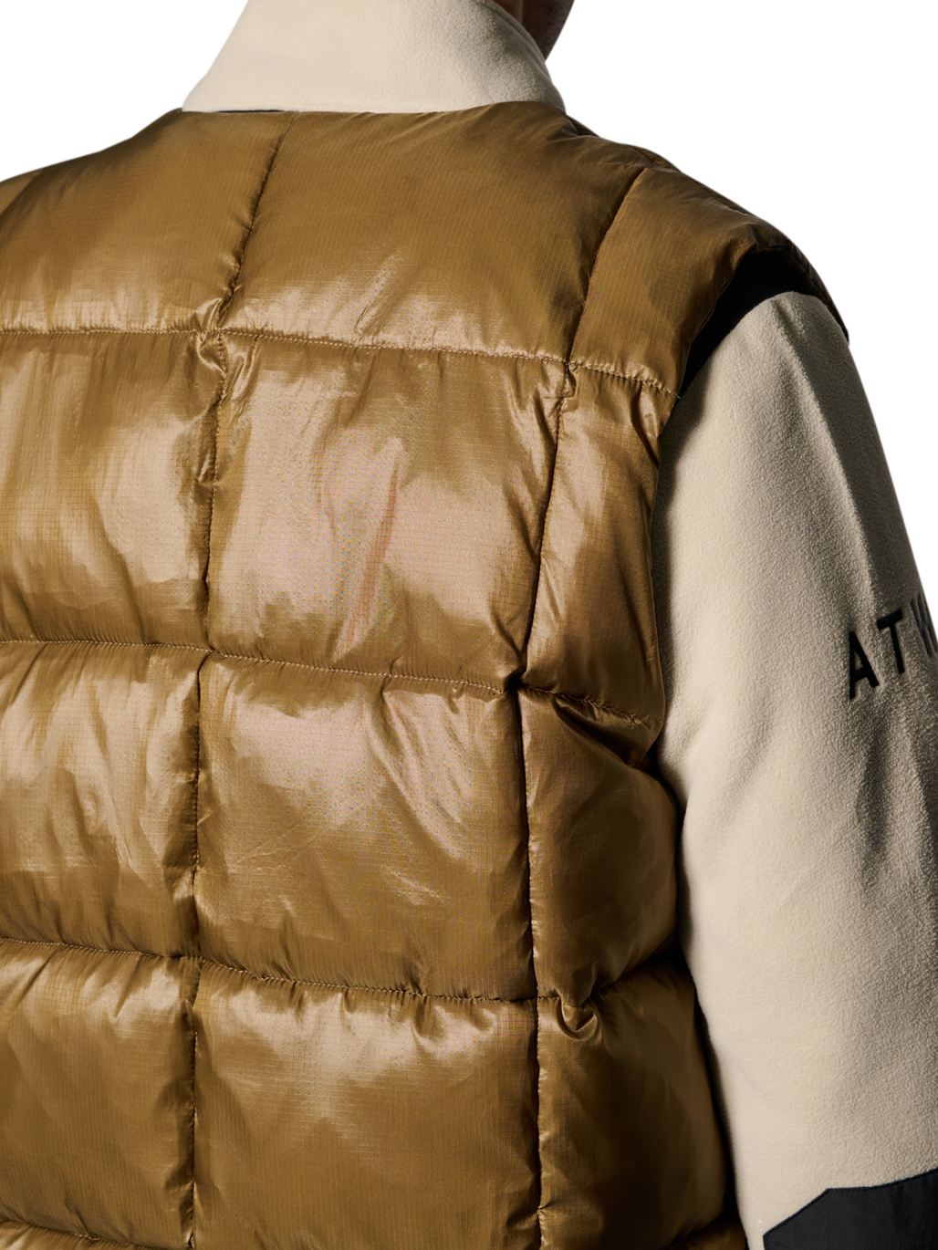 HALO TROOPER DOWN VEST, KANGAROO, model