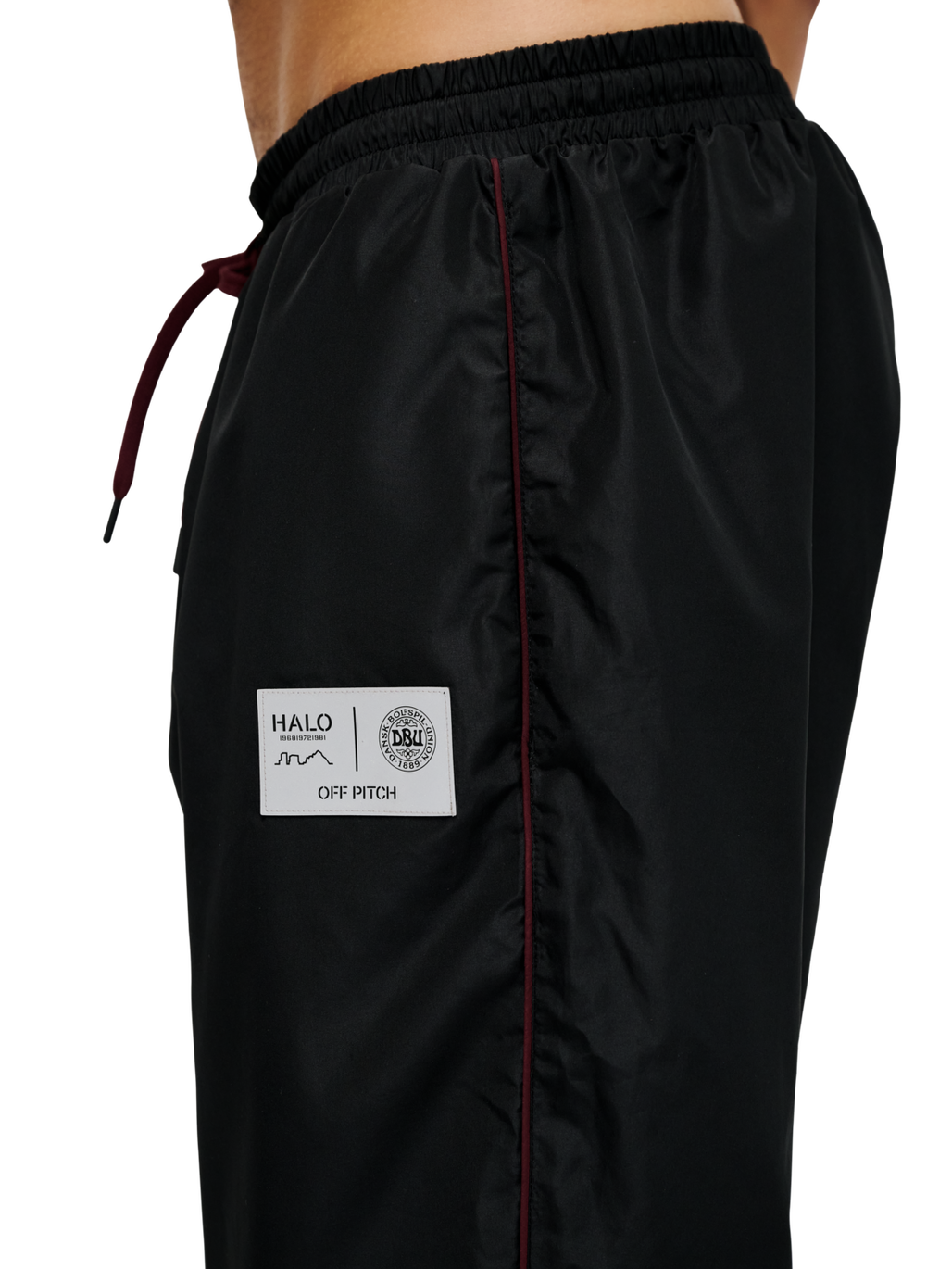 HALO DBU  TRACKSUIT  PANTS, BLACK, model