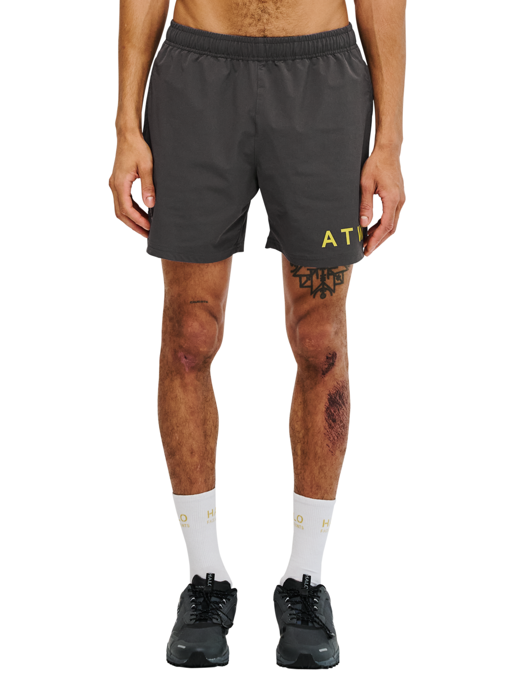 HALO SHORTS, RAVEN/WARM OLIVE, model