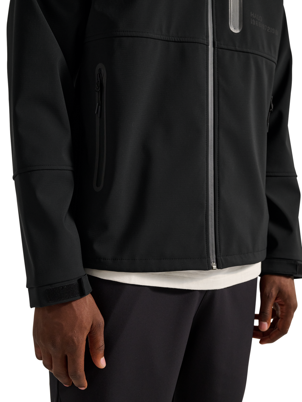 HALO ELITE SOFTSHELL JACKET, BLACK, model