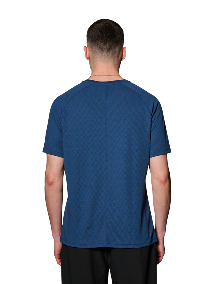 HALO SORONA T-SHIRT, SARGASSO SEA, model