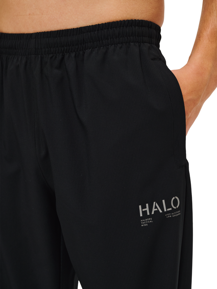 HALO TECH PANTS, BLACK, model