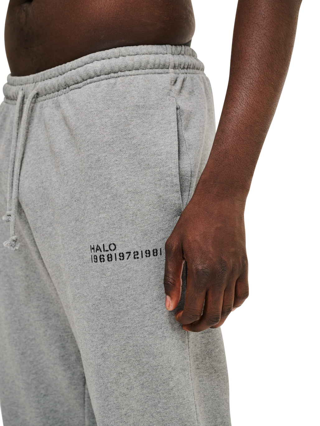 HALO ESSENTIAL SWEATPANTS, GREY MELANGE, model
