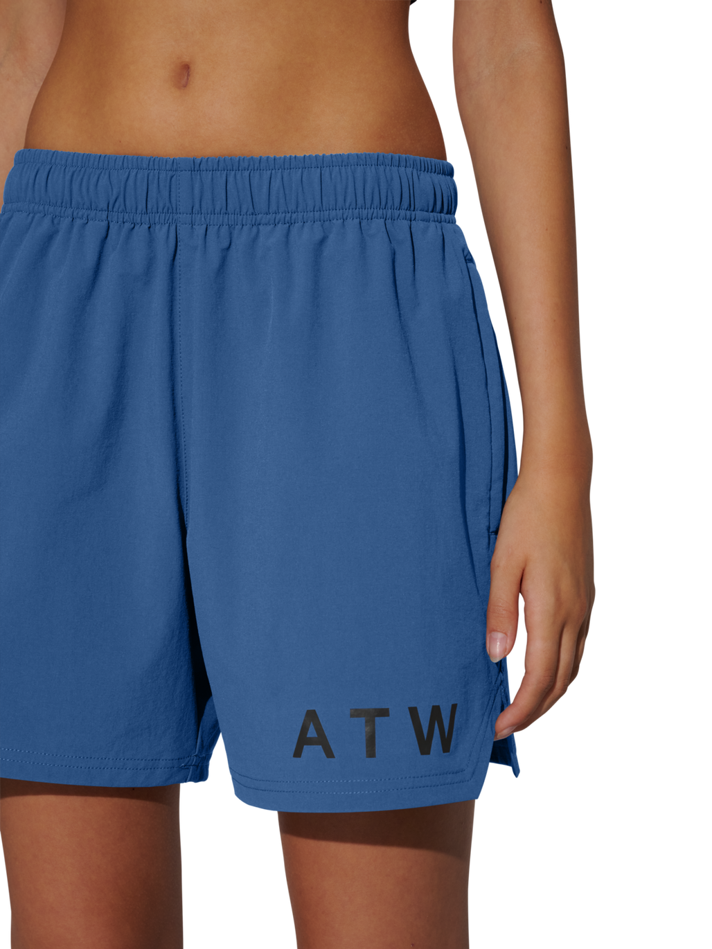 HALO SHORTS, SARGASSO SEA, model