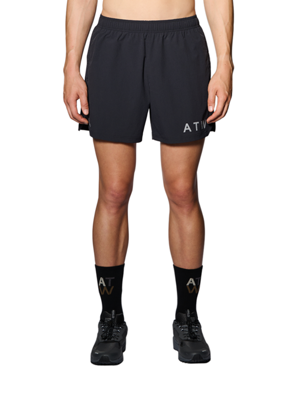 HALO SHORTS, BLACK, model