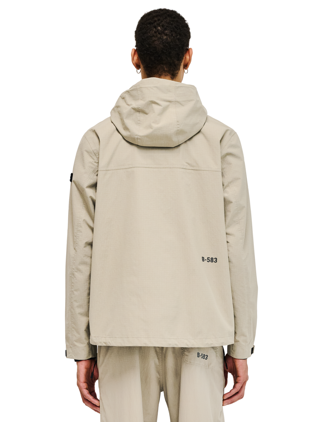 HALO ASSET JACKET, SENECA ROCK, model