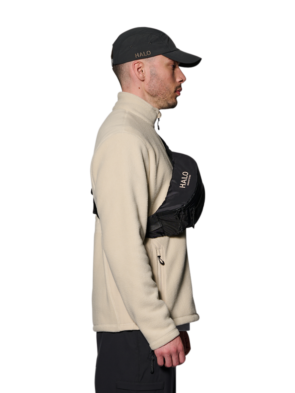 HALO CROSSBODY BAG, BLACK, model