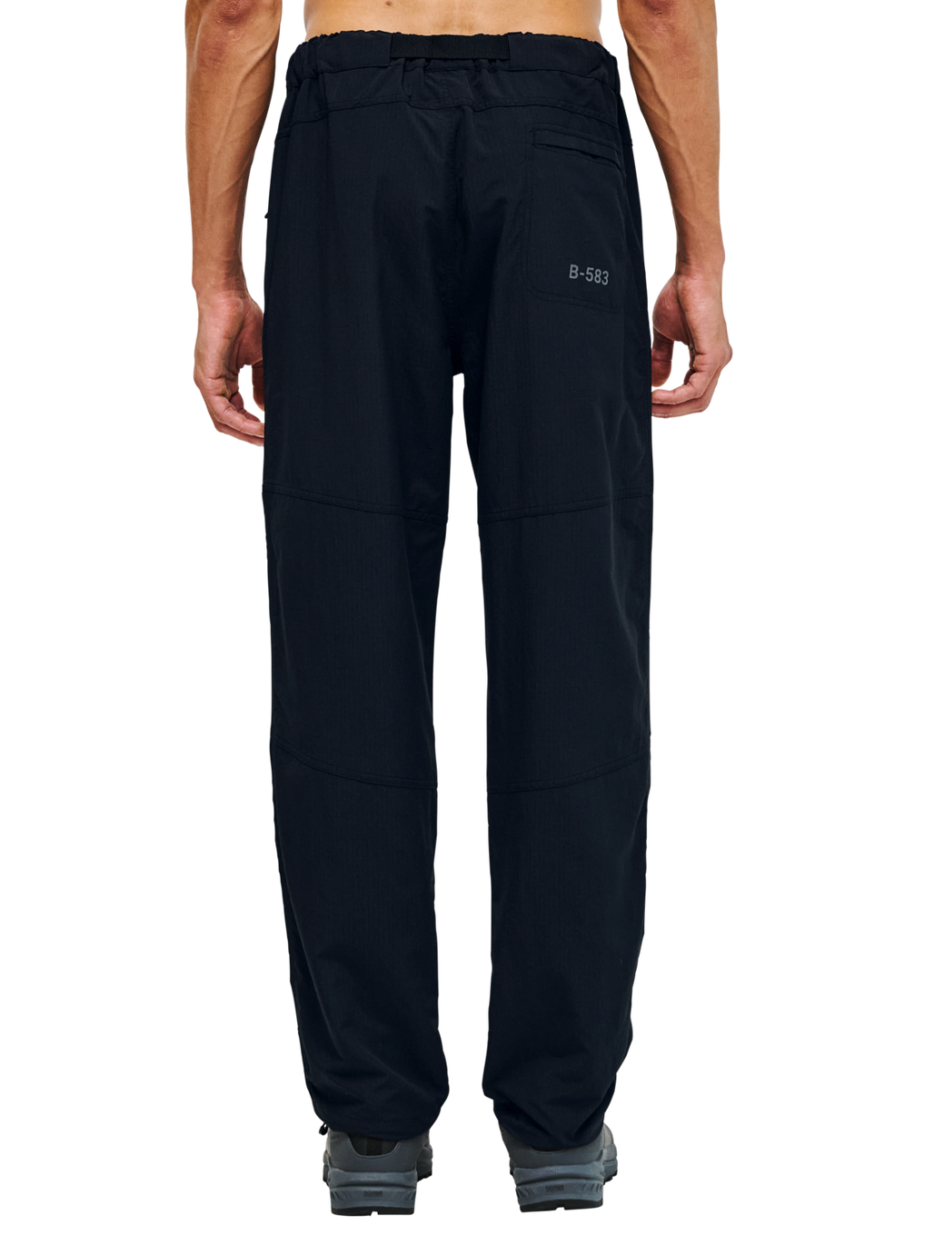 HALO ASSET PANTS, BLACK, model