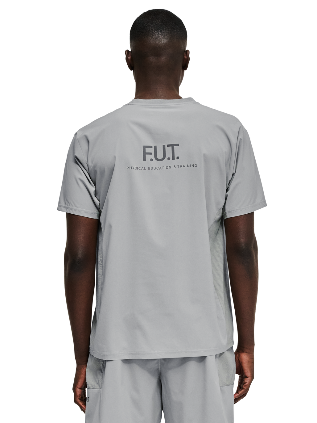 HALO SCOUT SS T-SHIRT, GRIFFIN, model