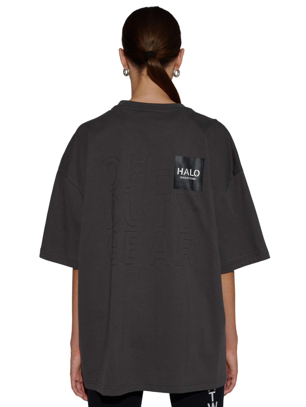 HALO GRAPHIC BOXY T-SHIRT, RAVEN, model