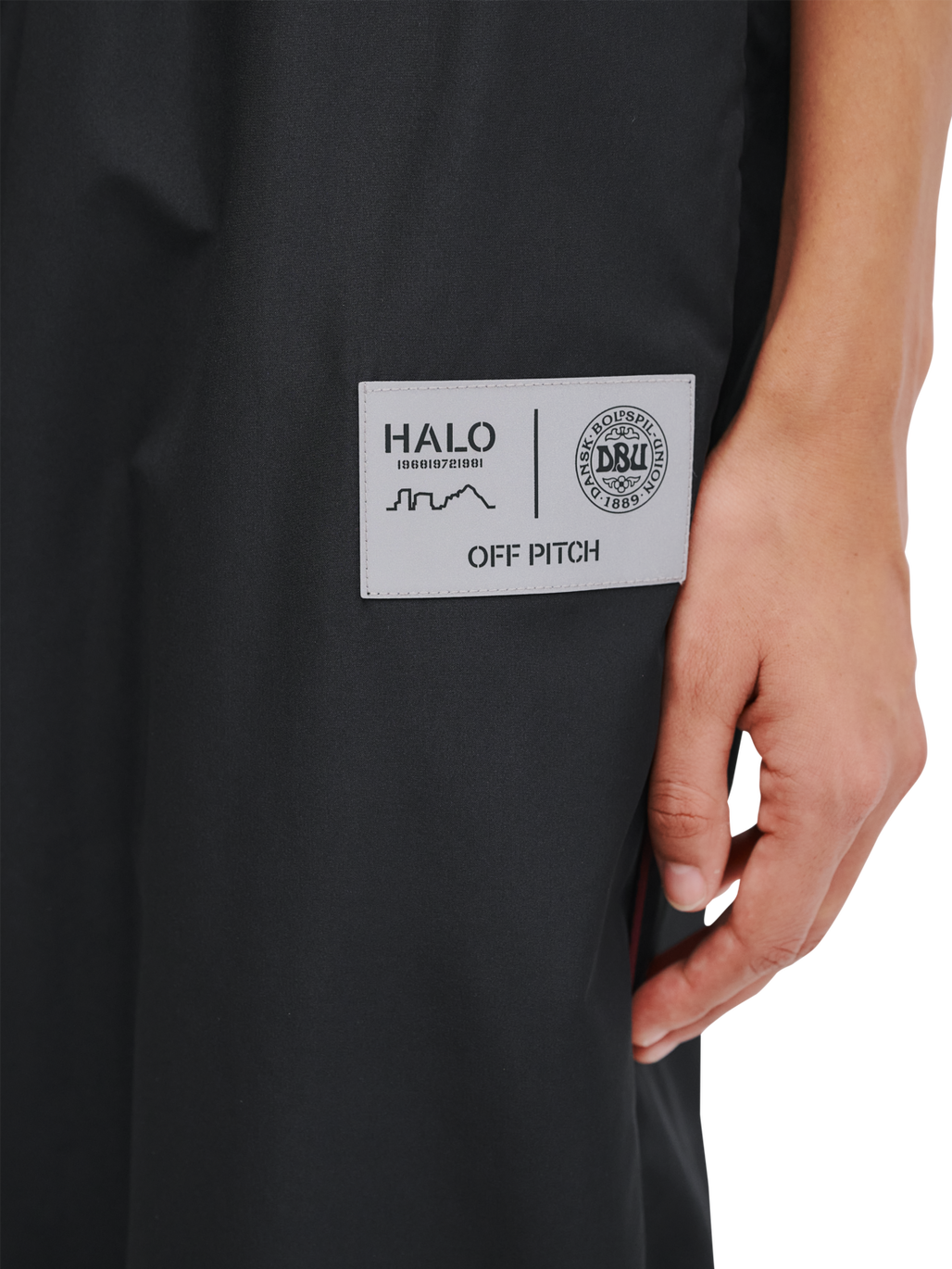 HALO DBU  TRACKSUIT  PANTS, BLACK, model