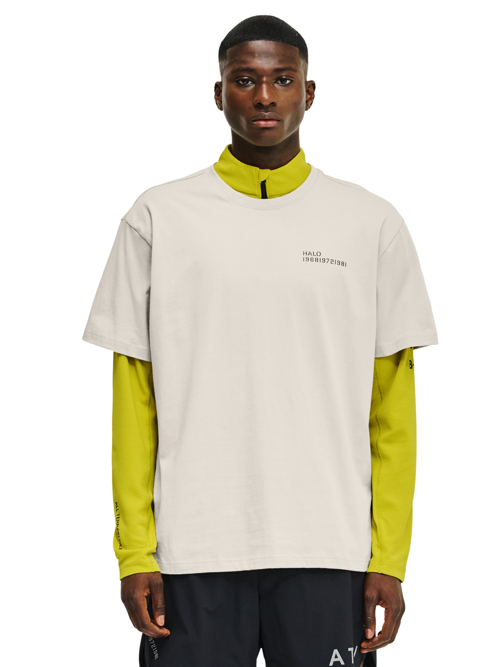 HALO GRAPHIC T-SHIRT 04, SILVER LINING, model