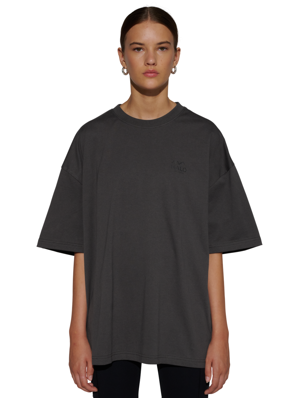 HALO GRAPHIC BOXY T-SHIRT, RAVEN, model