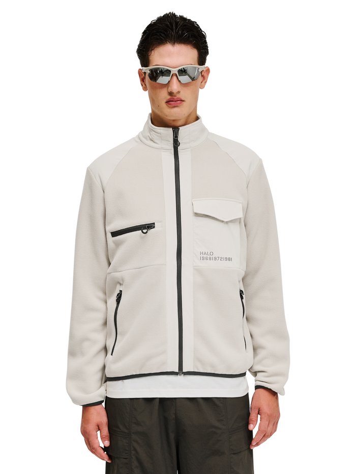 HALO PANELED FLEECE JACKET, SILVER LINING, model