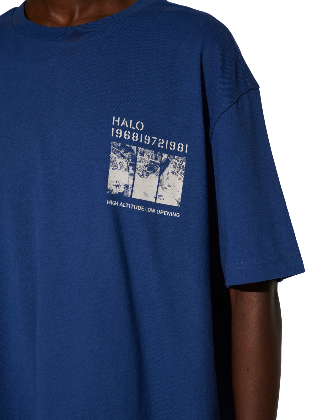 HALO MAP T-SHIRT, SARGASSO SEA, model