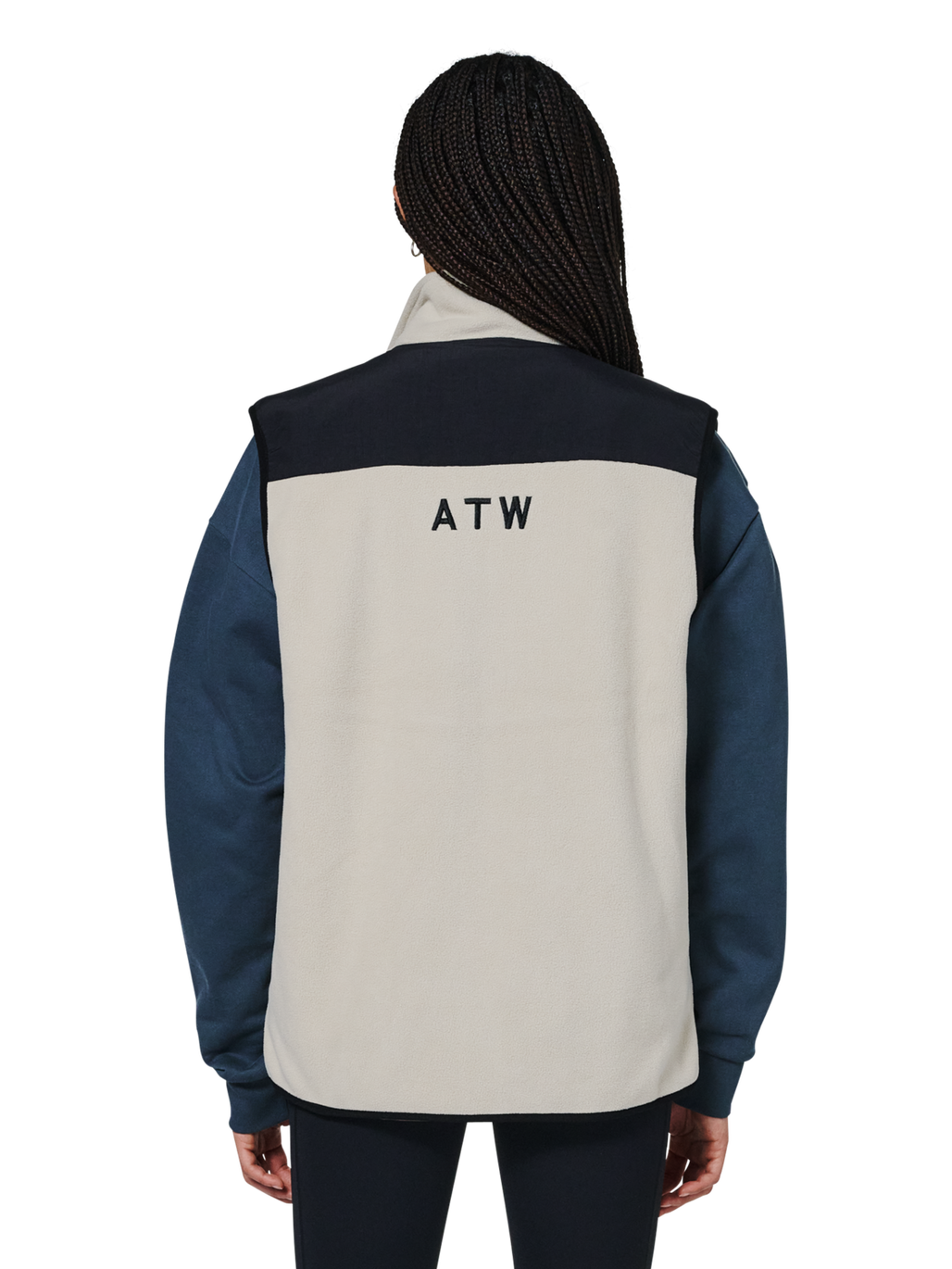 HALO BLOCKED FLEECE VEST, SILVER LINING, model