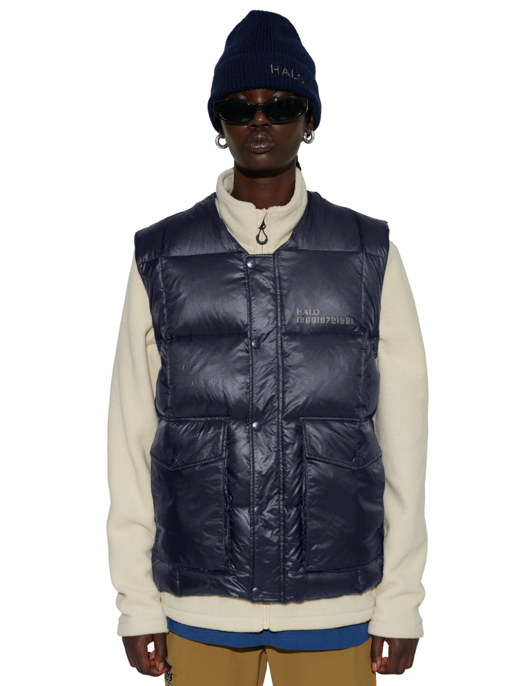 HALO TROOPER DOWN VEST, BLACK, model