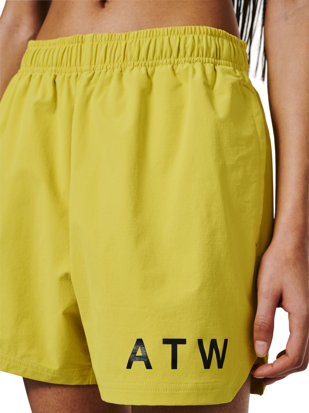 HALO SHORTS, WARM OLIVE, model