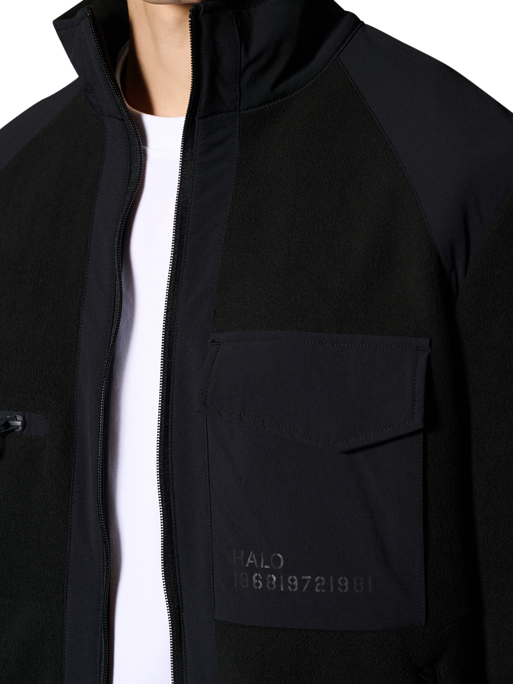 HALO PANELED FLEECE JACKET, BLACK, model