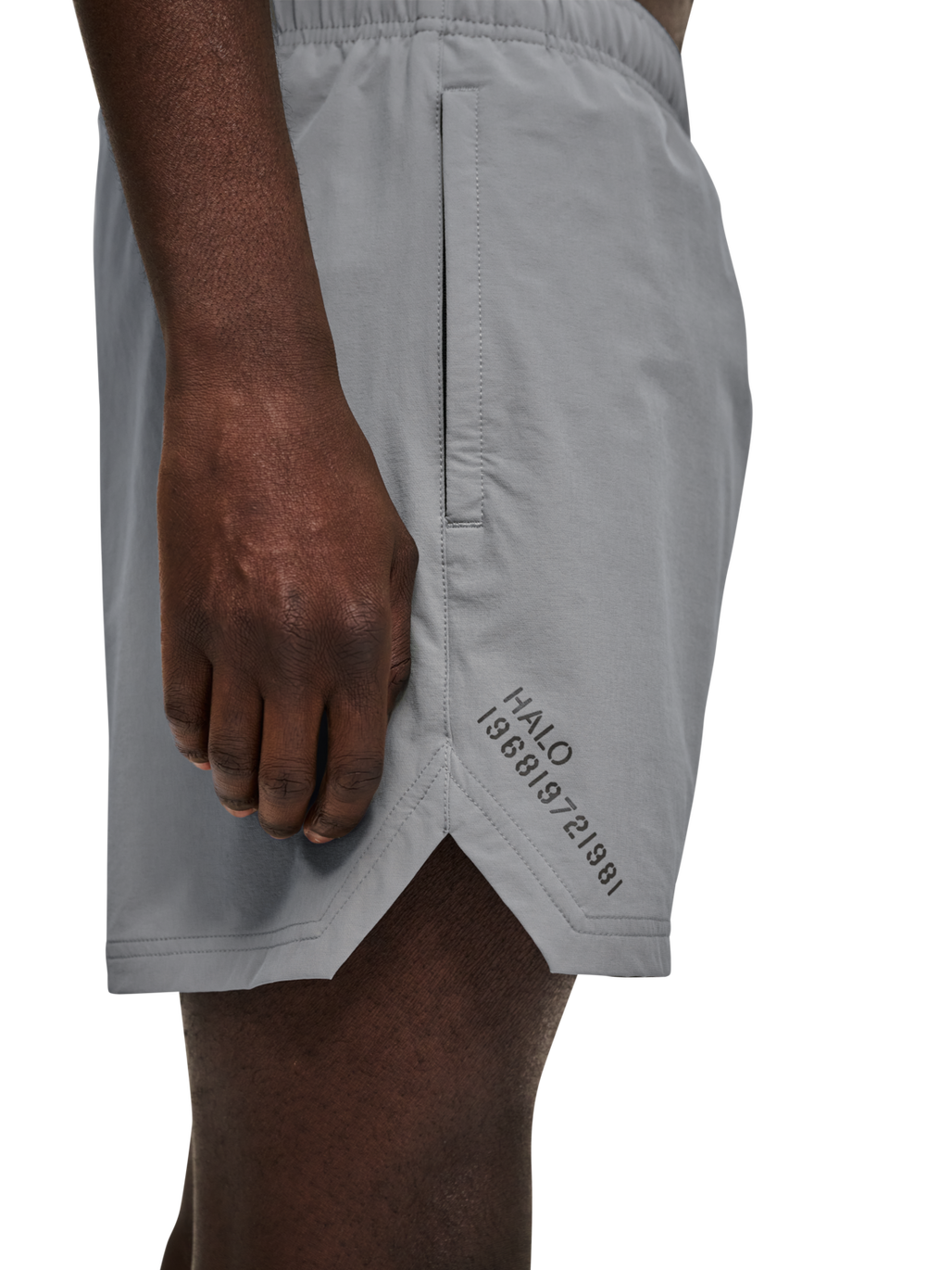 HALO SHORTS, GRIFFIN, model