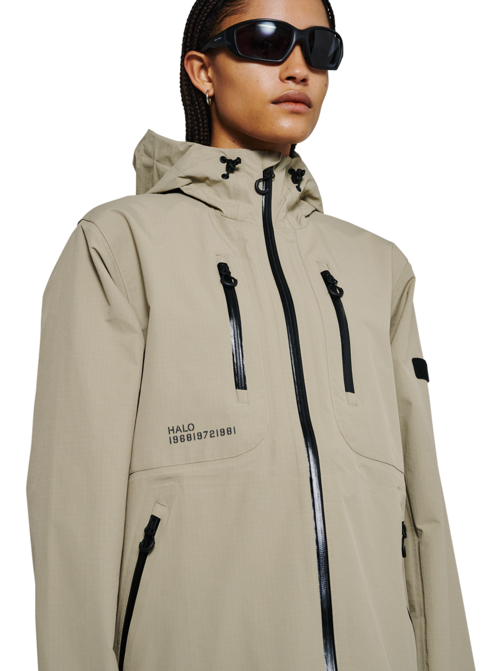 HALO ASSET JACKET, SENECA ROCK, model