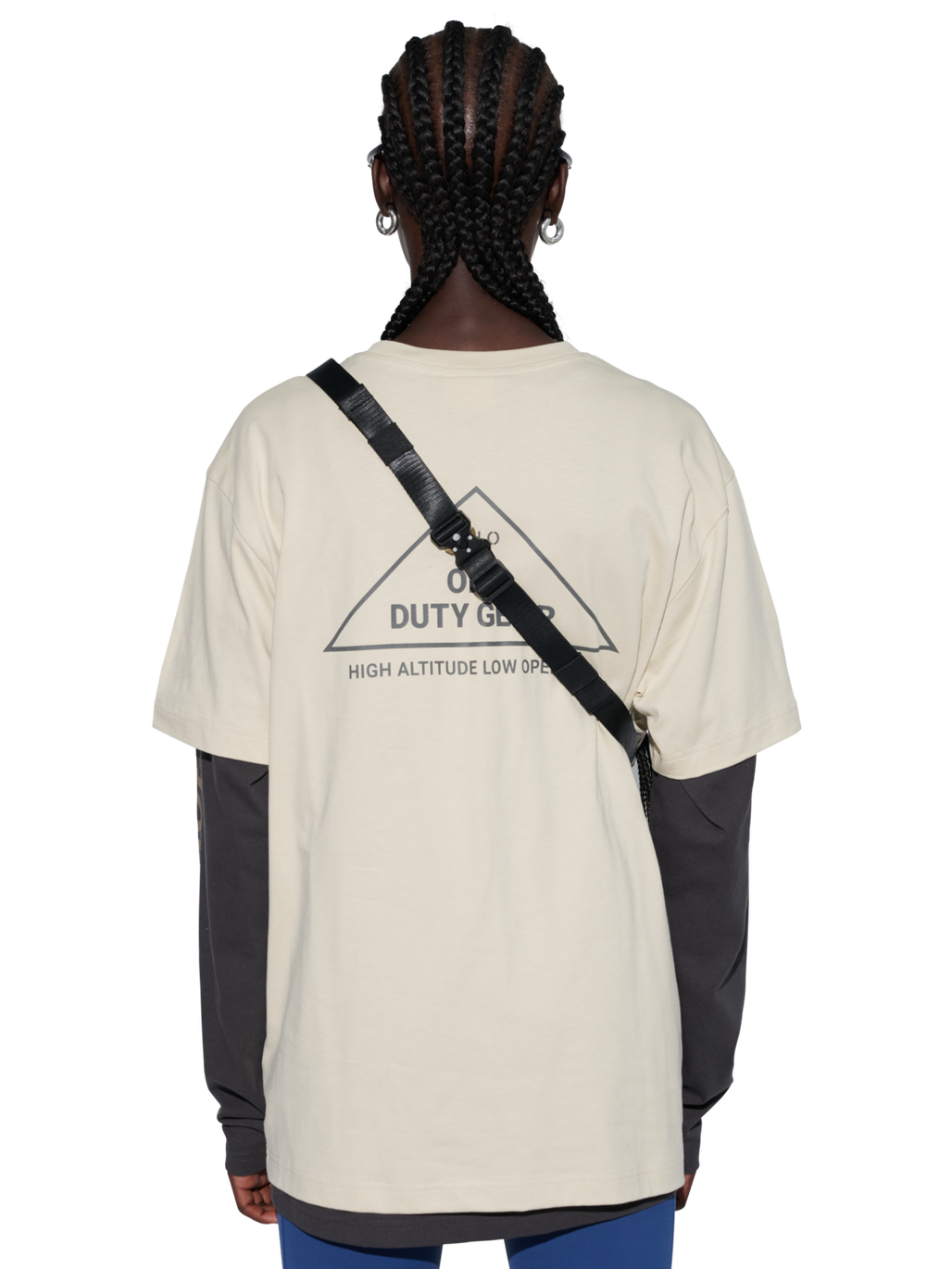 HALO CROSSBODY BAG, BLUE NIGHTS, model