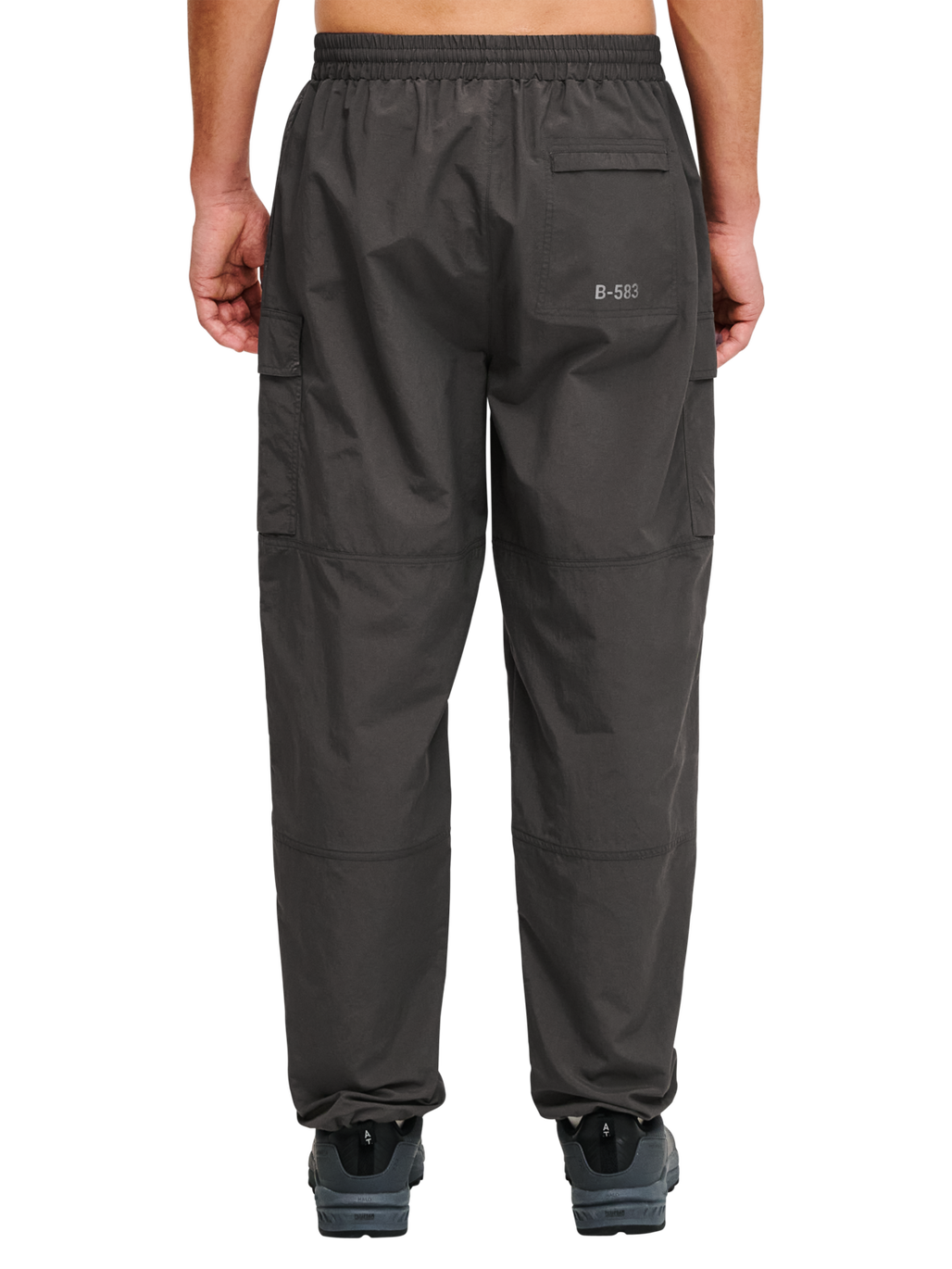 HALO RANGER PANTS, RAVEN, model