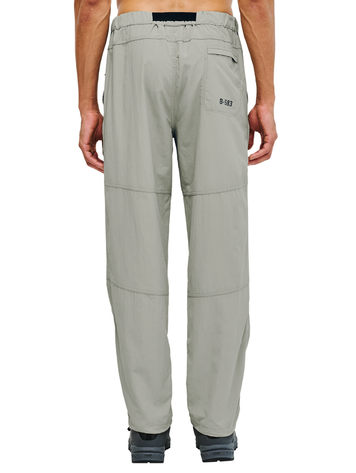 HALO ASSET PANTS, SENECA ROCK, model