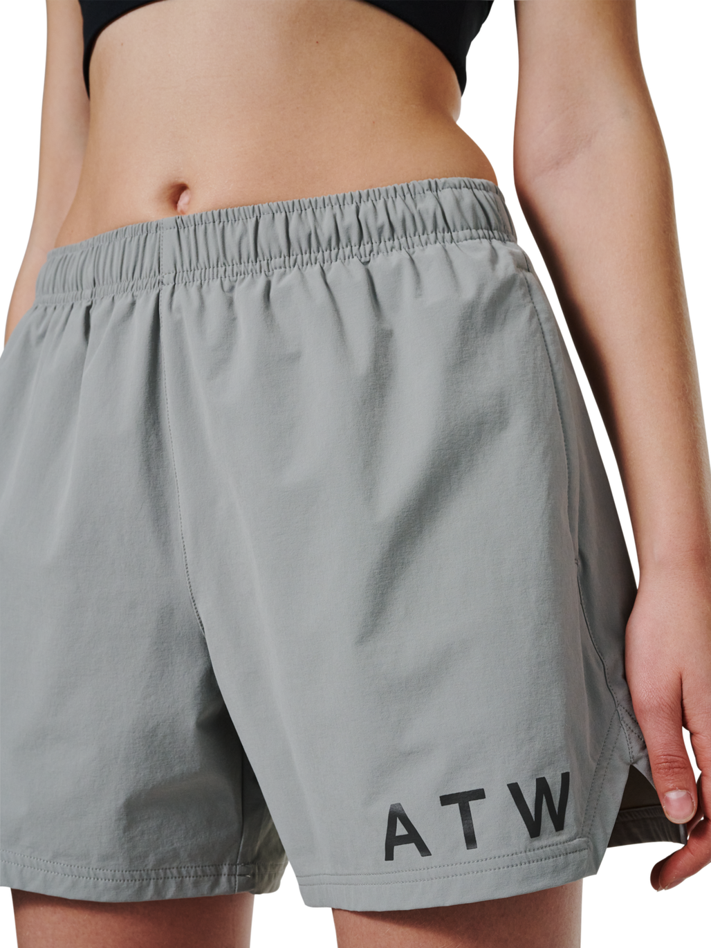 HALO SHORTS, GRIFFIN, model